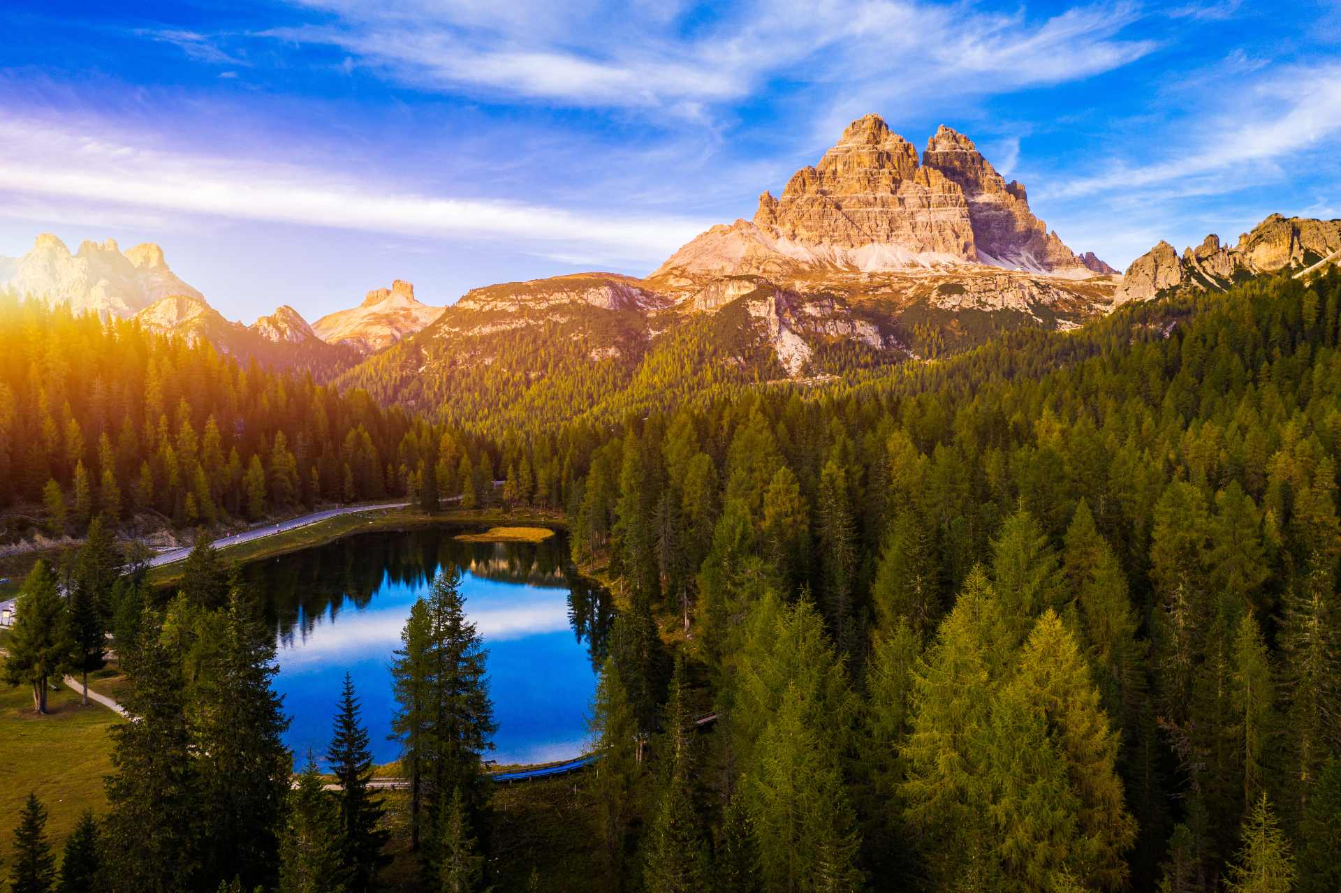 Lago Antorno Aerea_adobe 313573671_1920